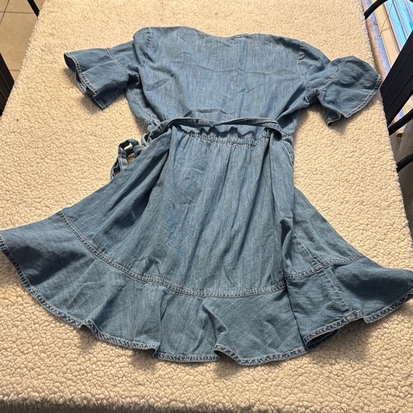 Draper James Blue Wrap Dress - Picture 4 of 4